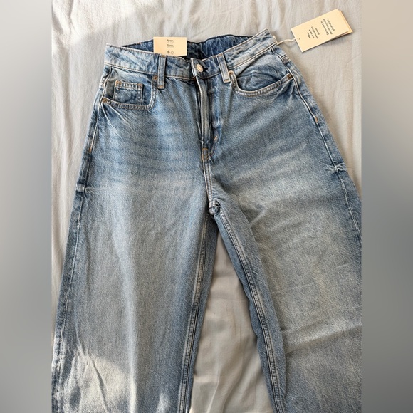 H&M Baggy Jeans - Picture 2 of 4